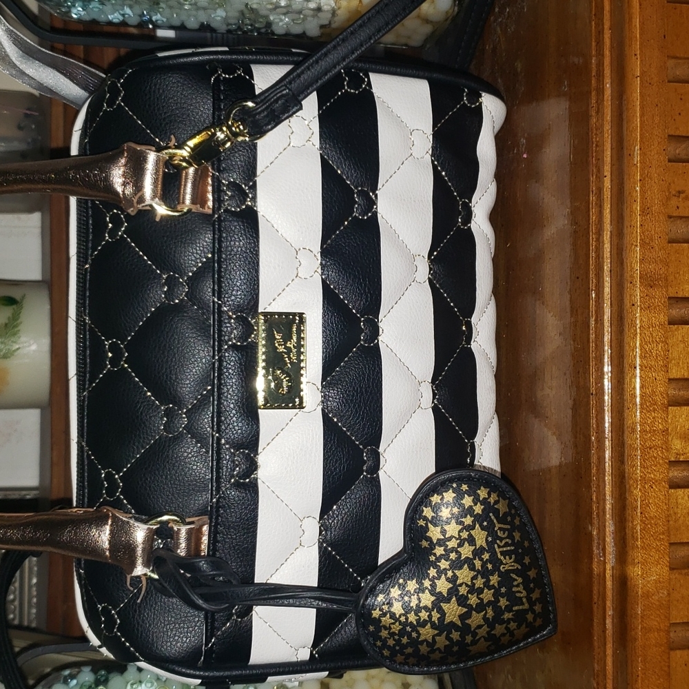 New Betsey Johnson bag - Picture 2 of 11